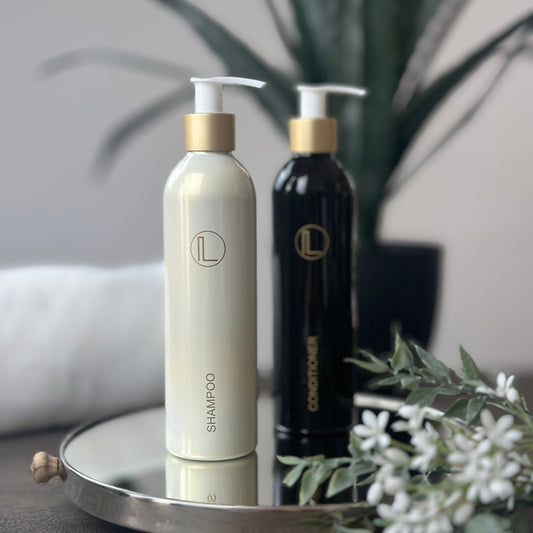 Shampoo und Conditioner Spender von Lerabell, in glänzend, schön arrangiert, für Pulvershampoo und Pulverconditioner zum Anmischen